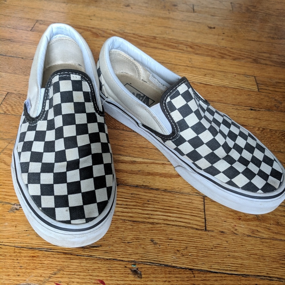 Van's checkered slip ons